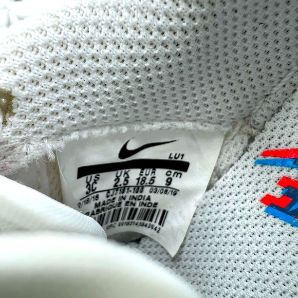 Infant Size 3 Nike Air Force 1 - 3D Glasses - Picture 6 of 6